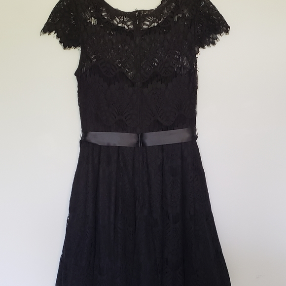 Vintage Style Midi Scalloped Lace Cap Sleeve Dress Xscape by Joanna Chen size 6 - Picture 2 of 9
